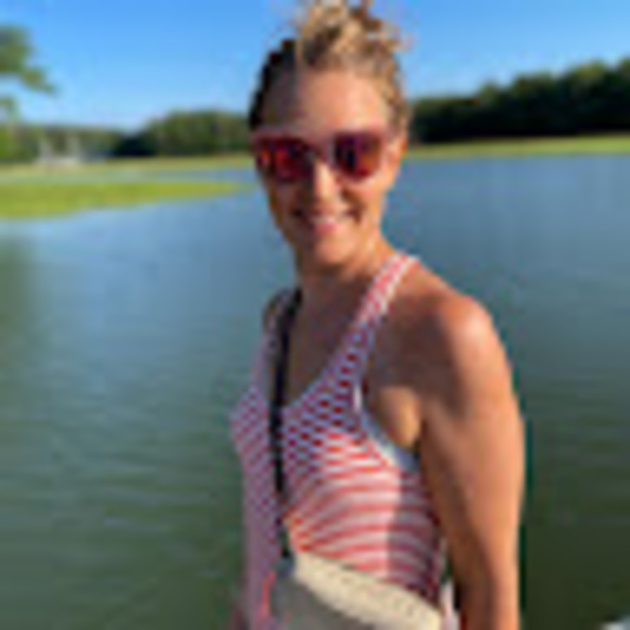 Meet your Posher, Maia - Picture 1 of 1